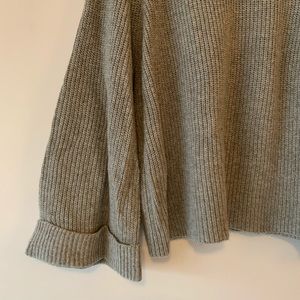 Leith Grey Bell Sleeve Sweater